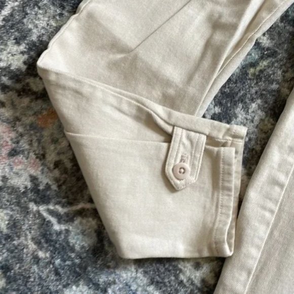 Aritzia Wilfred Free Modern Cargo Pant - Picture 6 of 6